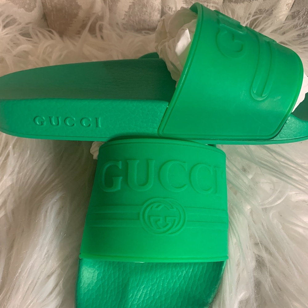 Gucci Logo Green Slides Brand New 7 men 8.5 women